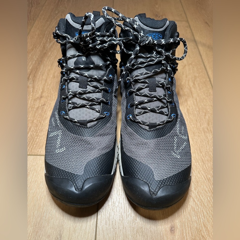 Keen Men's NXIS Evo Waterproof Hiking Shoes - US 10.5 - EU 44